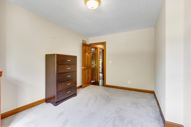 5187 Medallion Drive E, Westerville, OH 43082