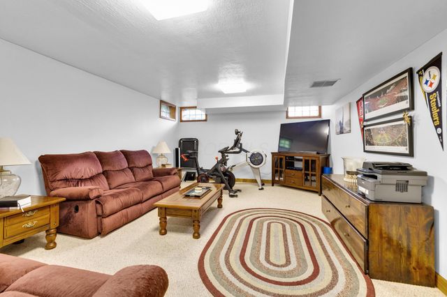 5187 Medallion Drive E, Westerville, OH 43082