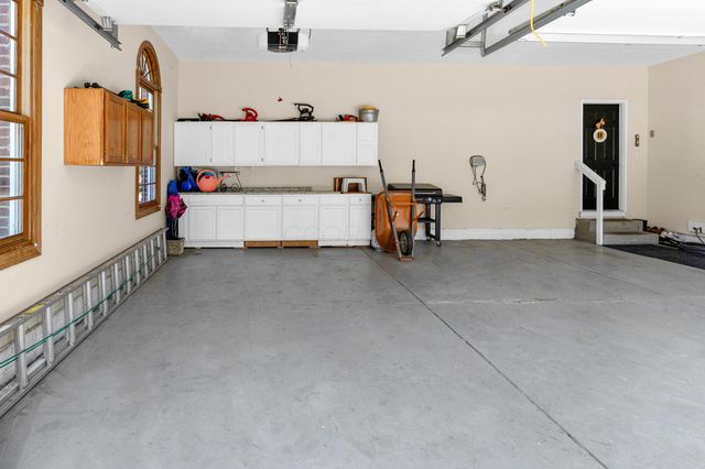 5187 Medallion Drive E, Westerville, OH 43082