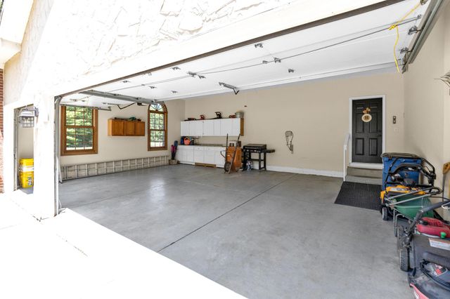 5187 Medallion Drive E, Westerville, OH 43082