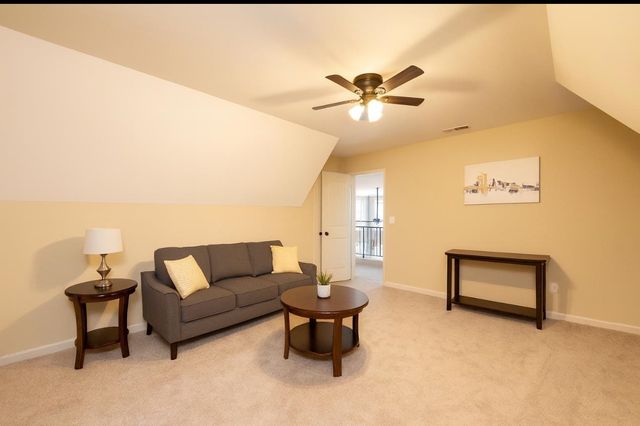 873 WINTERFIELDS DR, Cordova, TN 38018