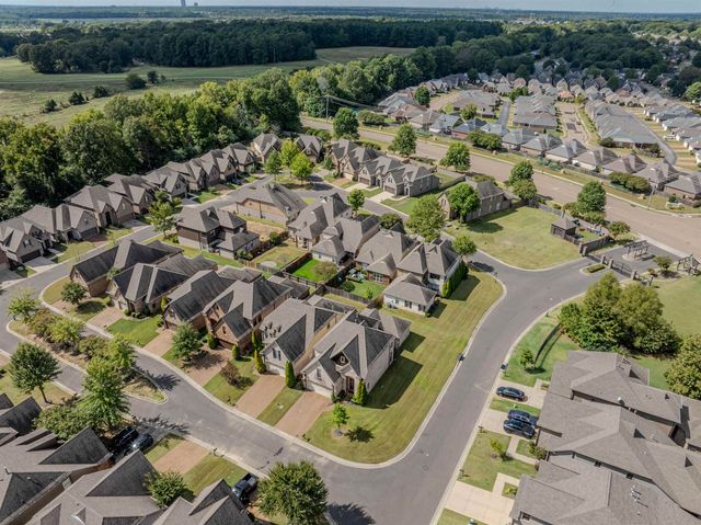 873 WINTERFIELDS DR, Cordova, TN 38018