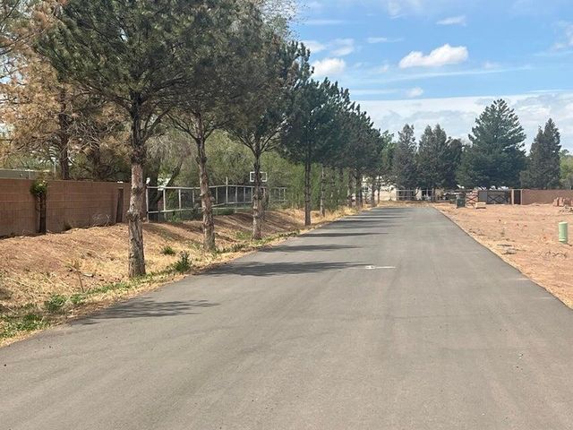 390 Pueblito Lane, Corrales, NM 87048