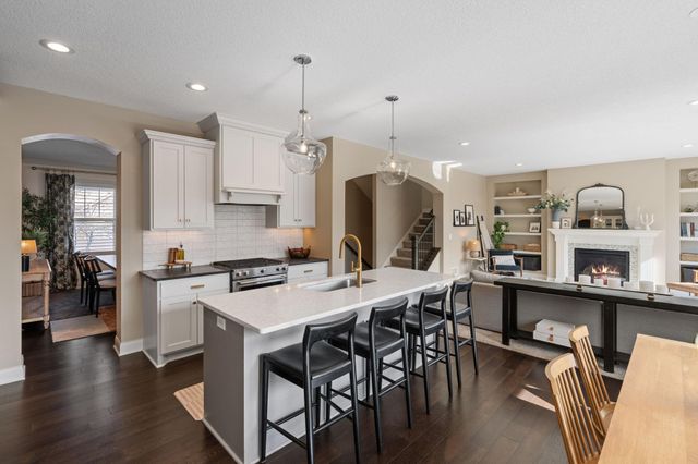 18257 72nd Avenue N, Maple Grove, MN 55311