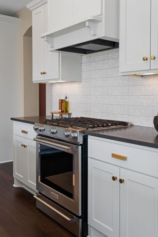 18257 72nd Avenue N, Maple Grove, MN 55311