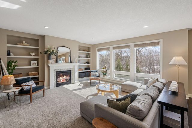 18257 72nd Avenue N, Maple Grove, MN 55311