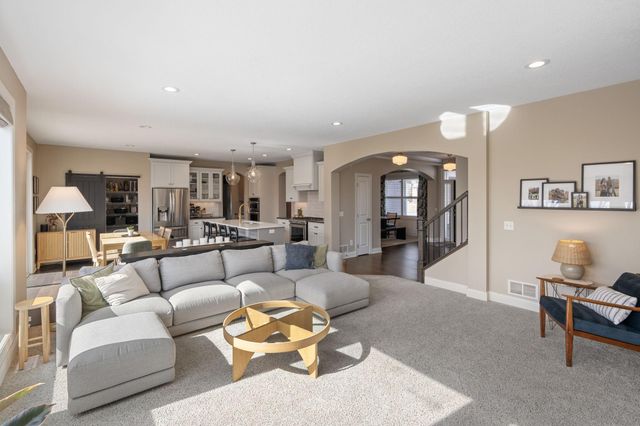 18257 72nd Avenue N, Maple Grove, MN 55311