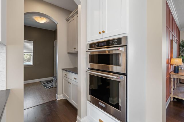 18257 72nd Avenue N, Maple Grove, MN 55311