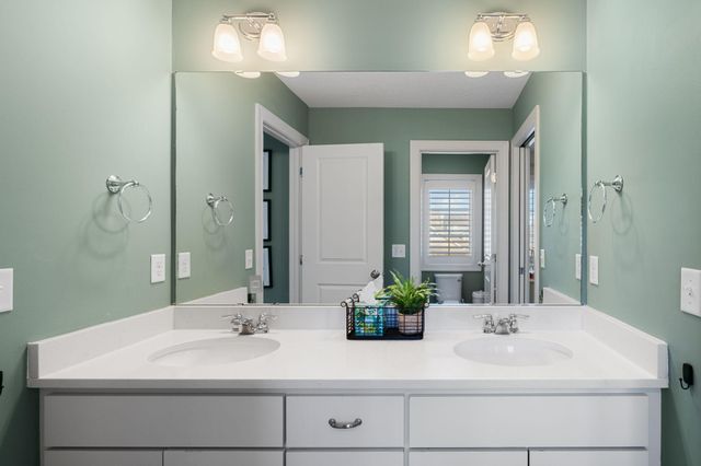 18257 72nd Avenue N, Maple Grove, MN 55311