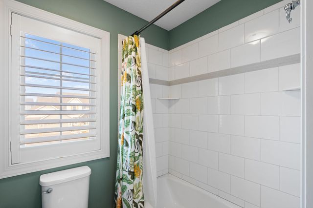 18257 72nd Avenue N, Maple Grove, MN 55311