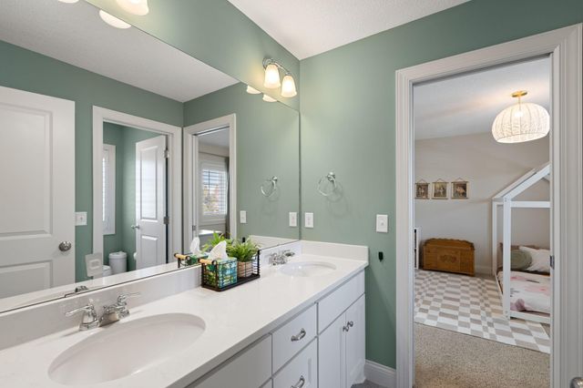 18257 72nd Avenue N, Maple Grove, MN 55311