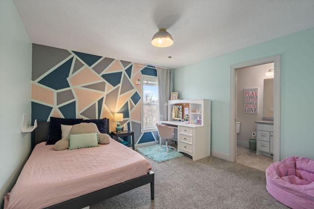 18257 72nd Avenue N, Maple Grove, MN 55311