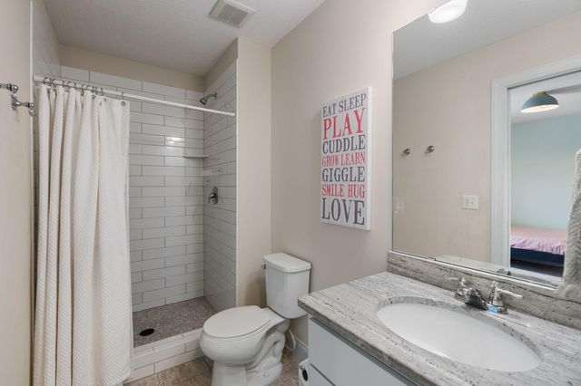 18257 72nd Avenue N, Maple Grove, MN 55311