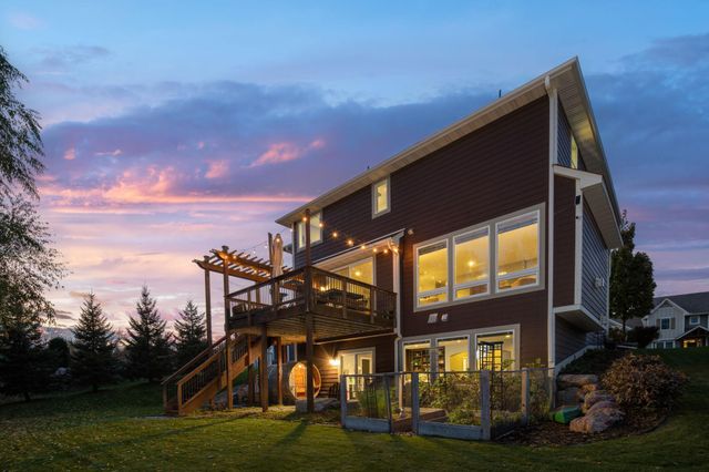 18257 72nd Avenue N, Maple Grove, MN 55311