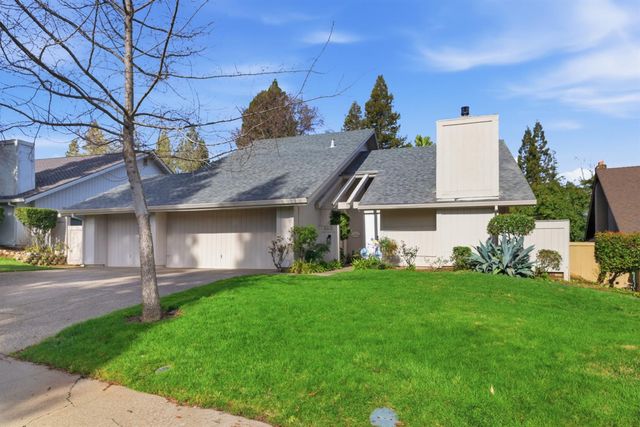 5375 Terrace Oak Cir, Fair Oaks, CA 95628