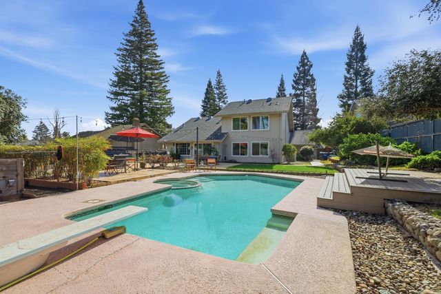 5375 Terrace Oak Cir, Fair Oaks, CA 95628