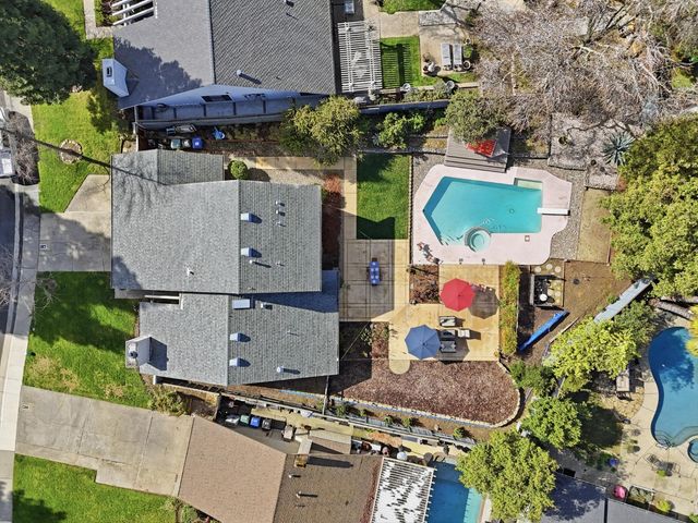 5375 Terrace Oak Cir, Fair Oaks, CA 95628