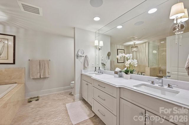 520 E Martin Luther King Jr Boulevard 701, Charlotte, NC 28202