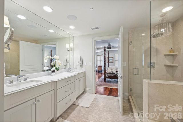 520 E Martin Luther King Jr Boulevard 701, Charlotte, NC 28202