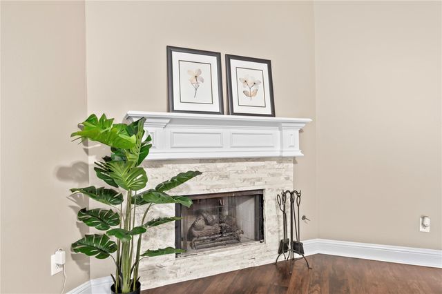 3522 Pine Chase Drive, Pearland, TX 77581