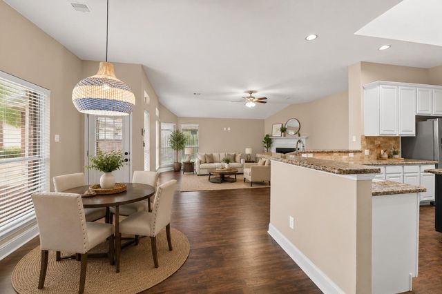 3522 Pine Chase Drive, Pearland, TX 77581