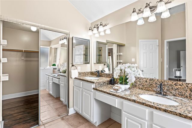 3522 Pine Chase Drive, Pearland, TX 77581