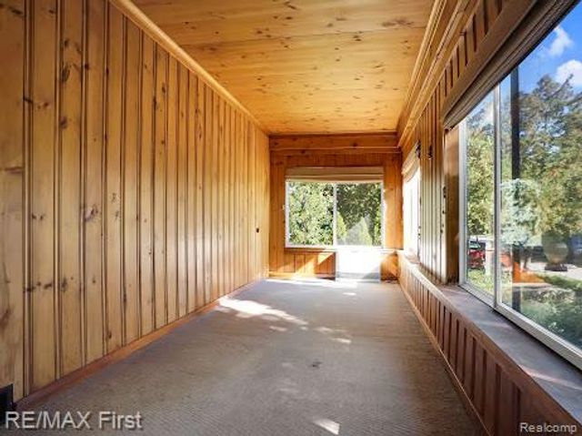 410 Crane Avenue, Royal Oak, MI 48067