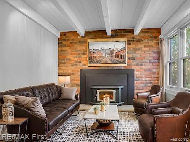 410 Crane Avenue, Royal Oak, MI 48067