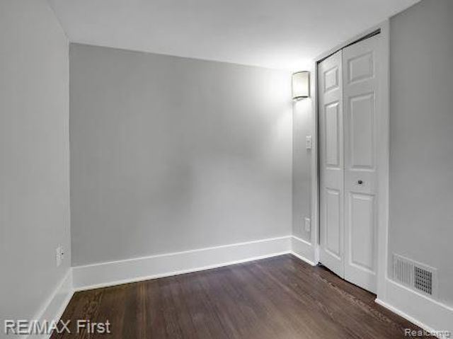 410 Crane Avenue, Royal Oak, MI 48067