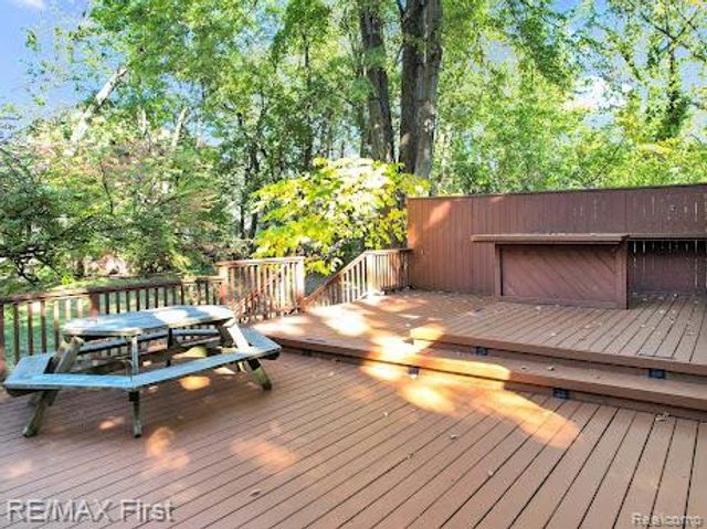410 Crane Avenue, Royal Oak, MI 48067
