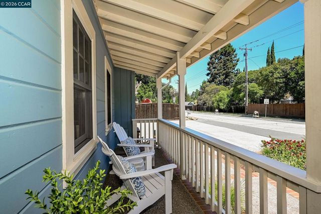 3750 Alhambra Way, Martinez, CA 94553