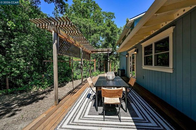 3750 Alhambra Way, Martinez, CA 94553