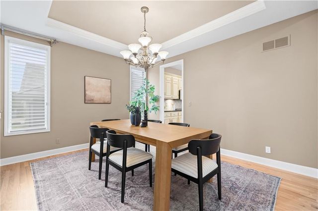 20306 W 99th Terrace, Lenexa, KS 66220