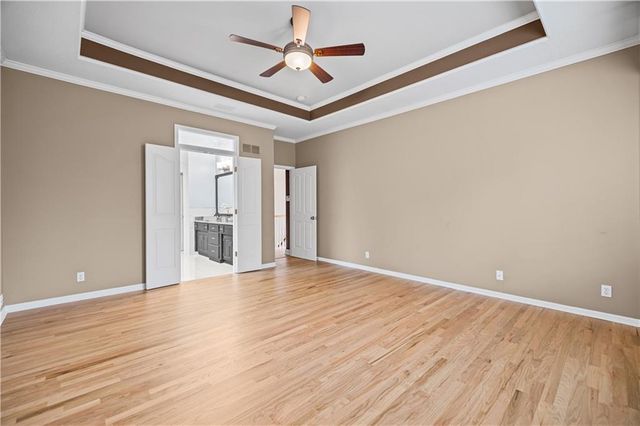 20306 W 99th Terrace, Lenexa, KS 66220