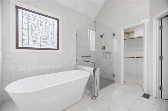 20306 W 99th Terrace, Lenexa, KS 66220