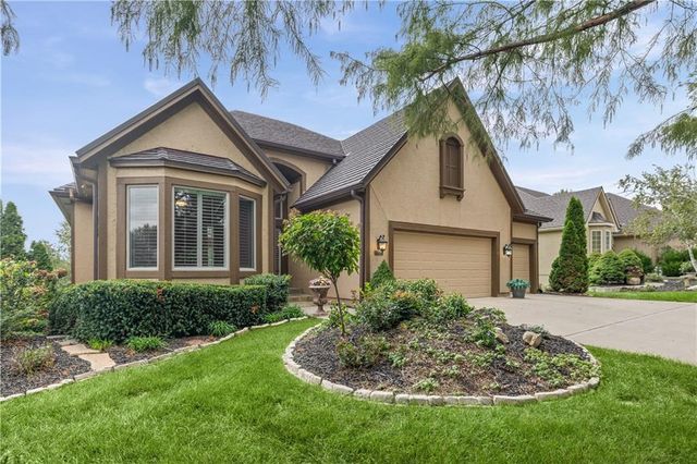 20306 W 99th Terrace, Lenexa, KS 66220