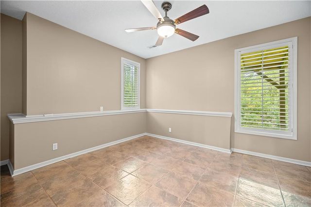 20306 W 99th Terrace, Lenexa, KS 66220