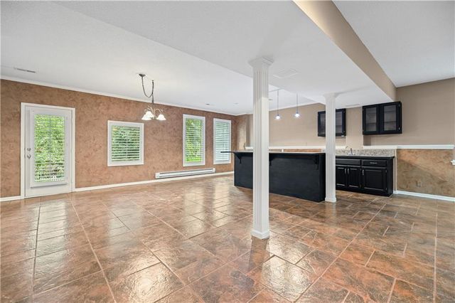 20306 W 99th Terrace, Lenexa, KS 66220