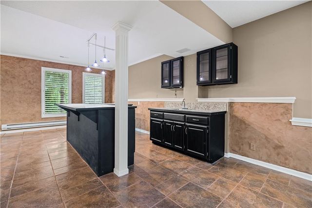 20306 W 99th Terrace, Lenexa, KS 66220