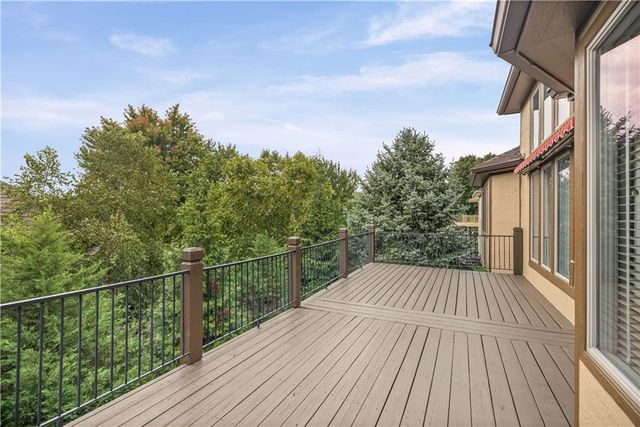 20306 W 99th Terrace, Lenexa, KS 66220