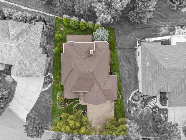 20306 W 99th Terrace, Lenexa, KS 66220