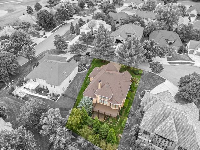 20306 W 99th Terrace, Lenexa, KS 66220