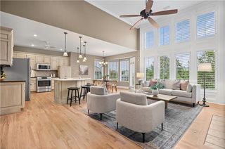 20306 W 99th Terrace, Lenexa, KS 66220