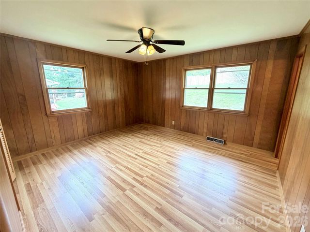 56 Henson Drive, Waynesville, NC 28786