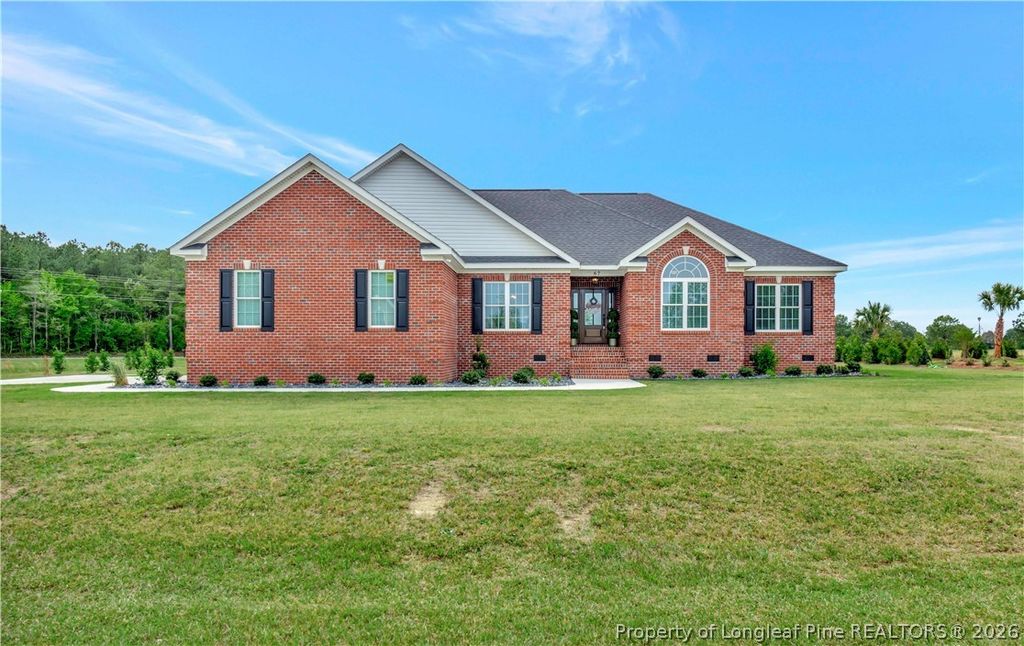 67 Naturalbrook Drive, Lumberton, NC 28358
