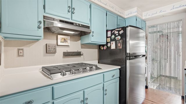 80 Westwood St, Mt Washington, PA 15211