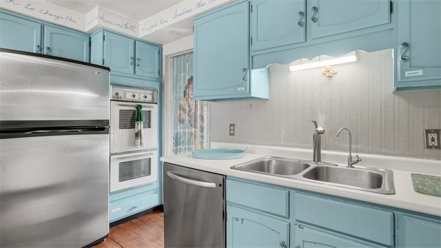 80 Westwood St, Mt Washington, PA 15211