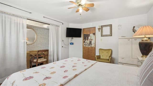 80 Westwood St, Mt Washington, PA 15211