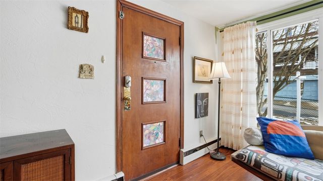 80 Westwood St, Mt Washington, PA 15211