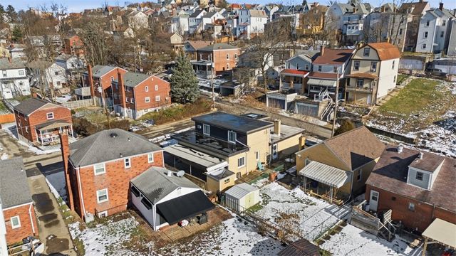 80 Westwood St, Mt Washington, PA 15211